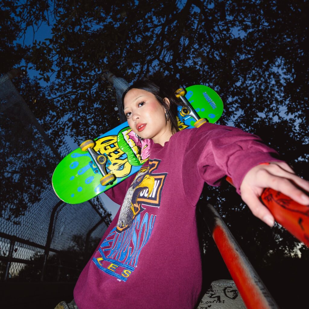 sweatshirts 832070 (1)